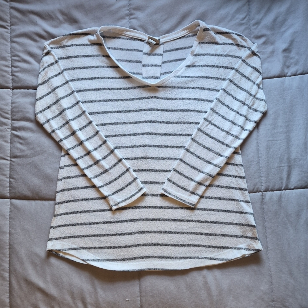 A New Day Soft Gray And White Striped Long Sleeve Top Oversized Small